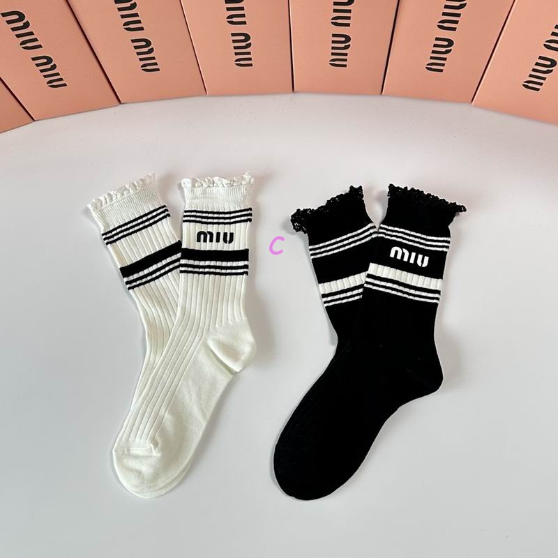 Miumiu Socks (27)