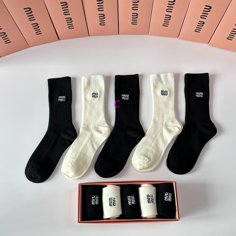 Miumiu Socks (28)