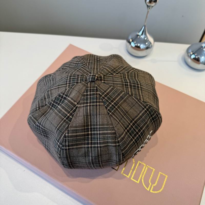Miumiu beret (137)