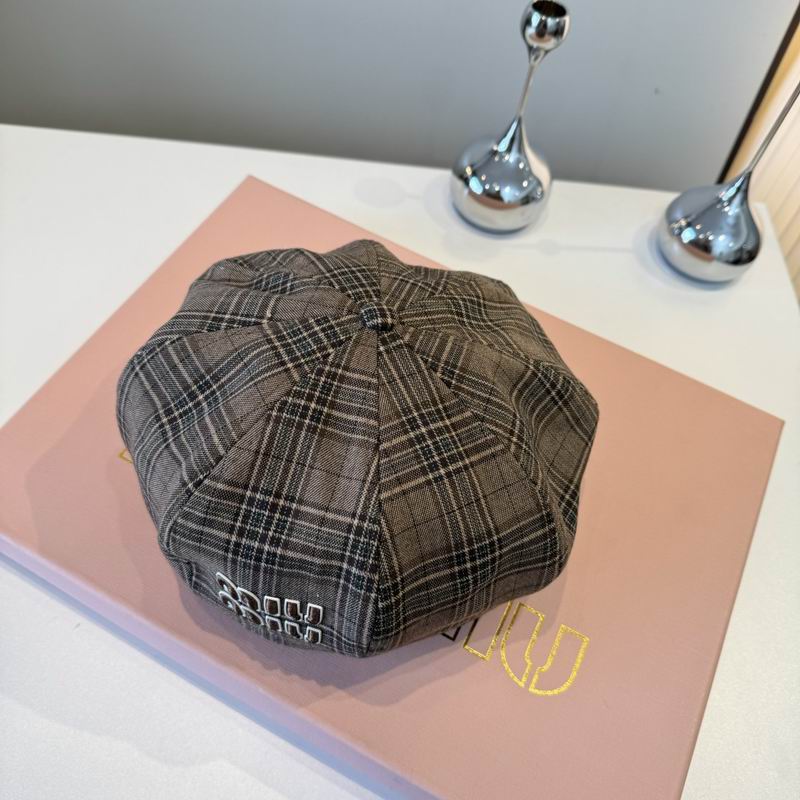 Miumiu beret (139)