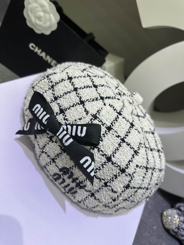 Miumiu beret dx (208)