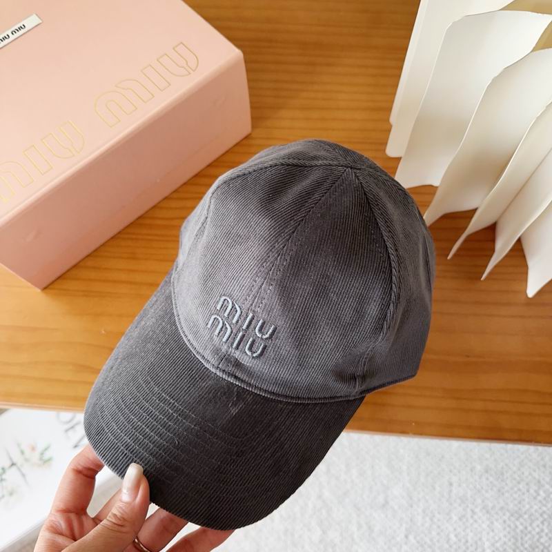 Miumiu cap (246)
