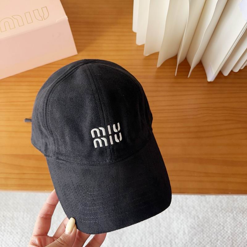Miumiu cap dx (115)