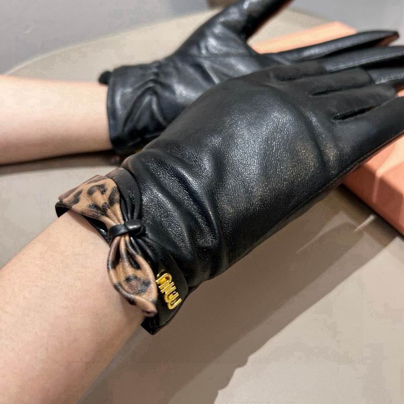 Miumiu gloves  M L 11 (8)