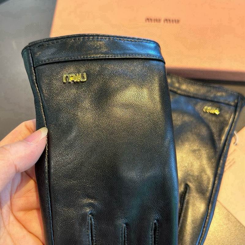 Miumiu gloves  M L 13 (3)