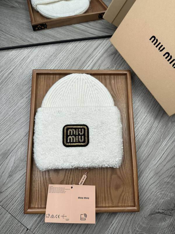 Miumiu hat hm (100)