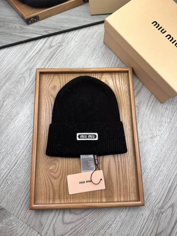 Miumiu hat hm (116)