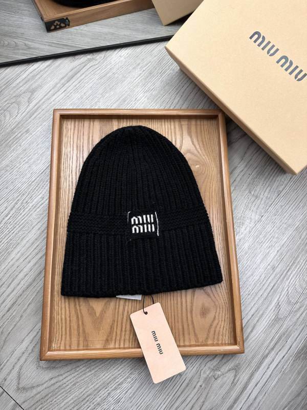 Miumiu hat hm (127)