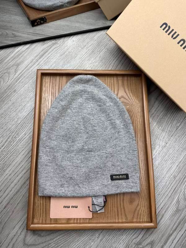 Miumiu hat hm (135)