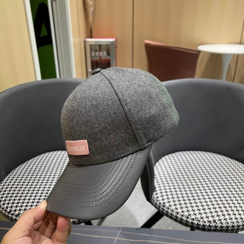 Moncler Cap (595)