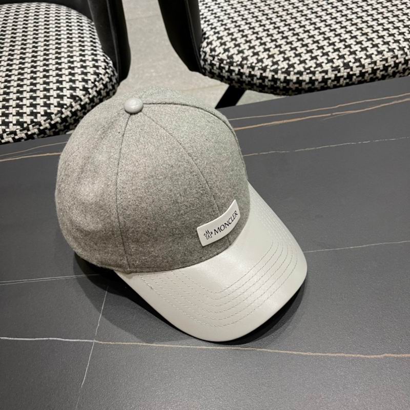 Moncler Cap (620)