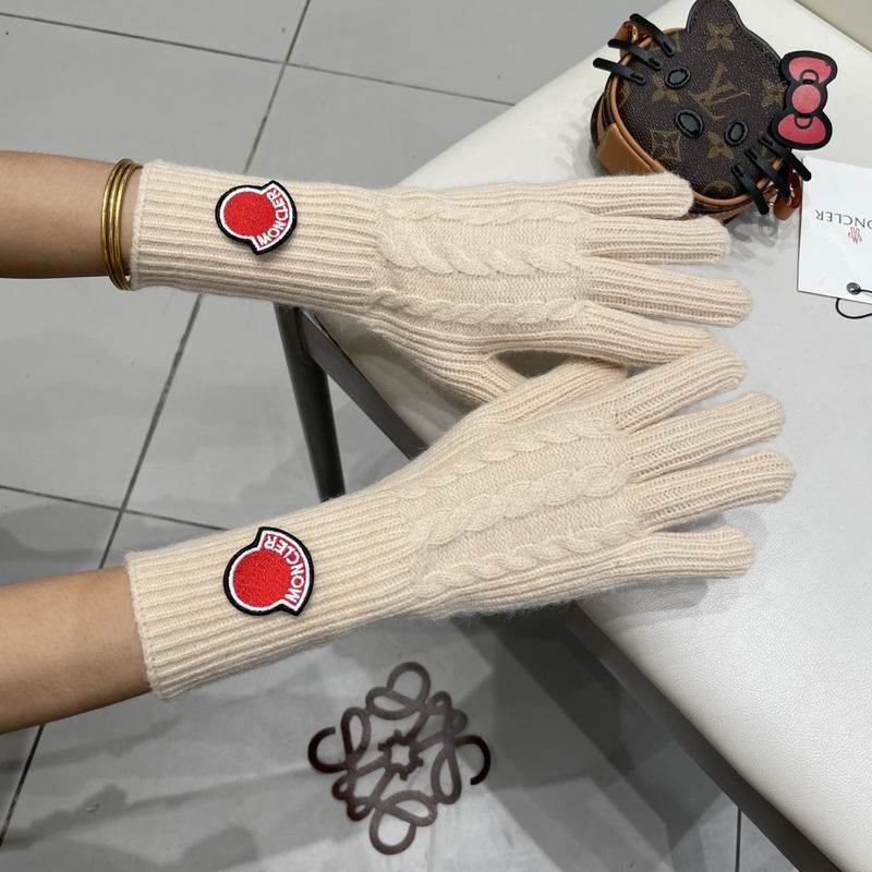 Moncler Gloves 07 (32)