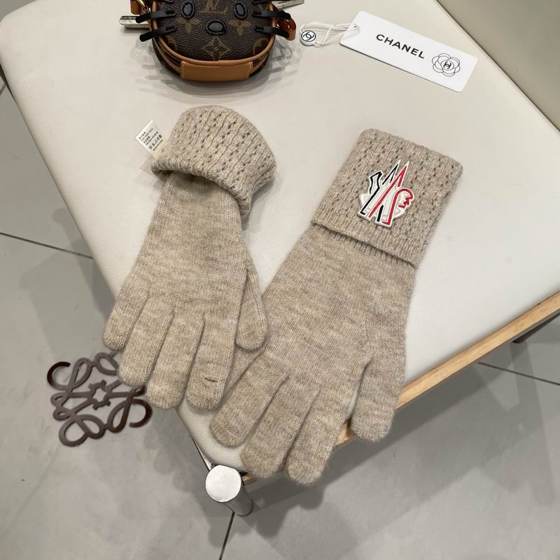 Moncler Gloves 09 (10)