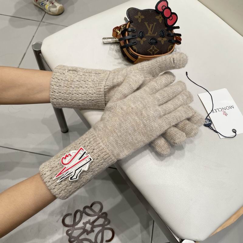 Moncler Gloves 09 (15)