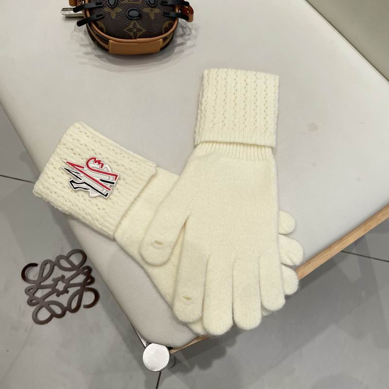Moncler Gloves 09 (24)
