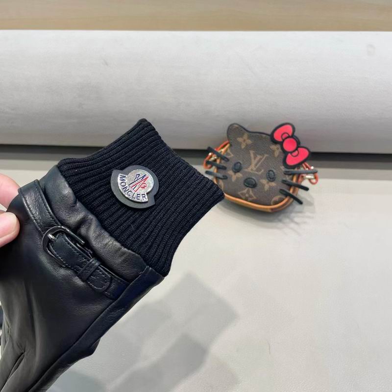 Moncler Gloves M L 19 (3)