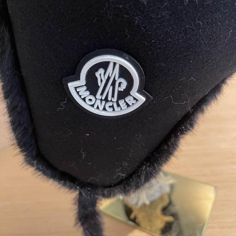 Moncler Hat (133)
