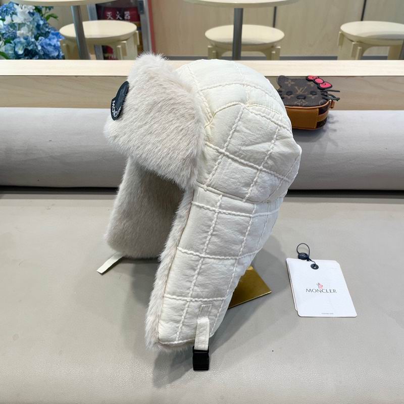 Moncler Hat (1337)