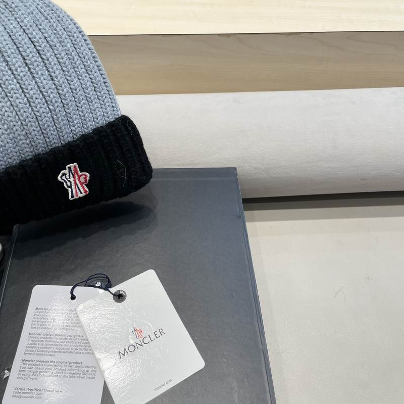 Moncler Hat (1375)