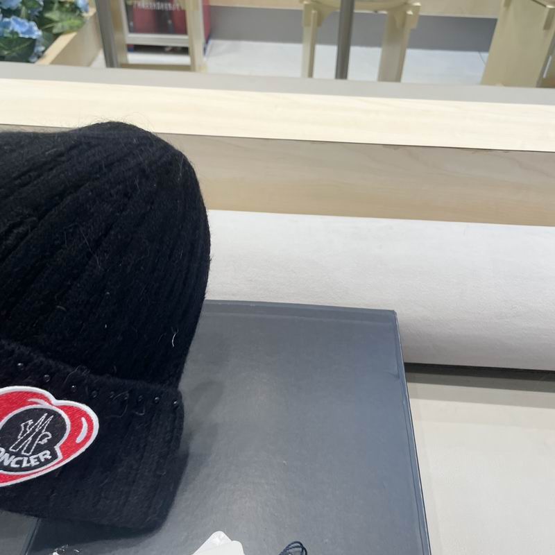 Moncler Hat (143)