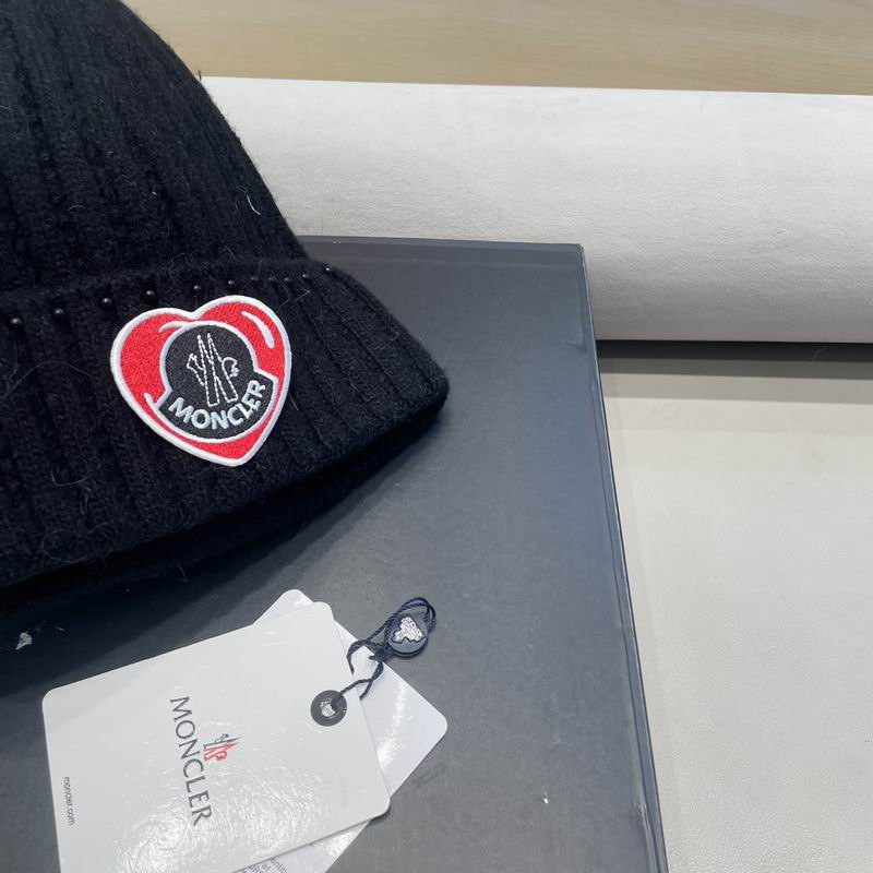 Moncler Hat (145)