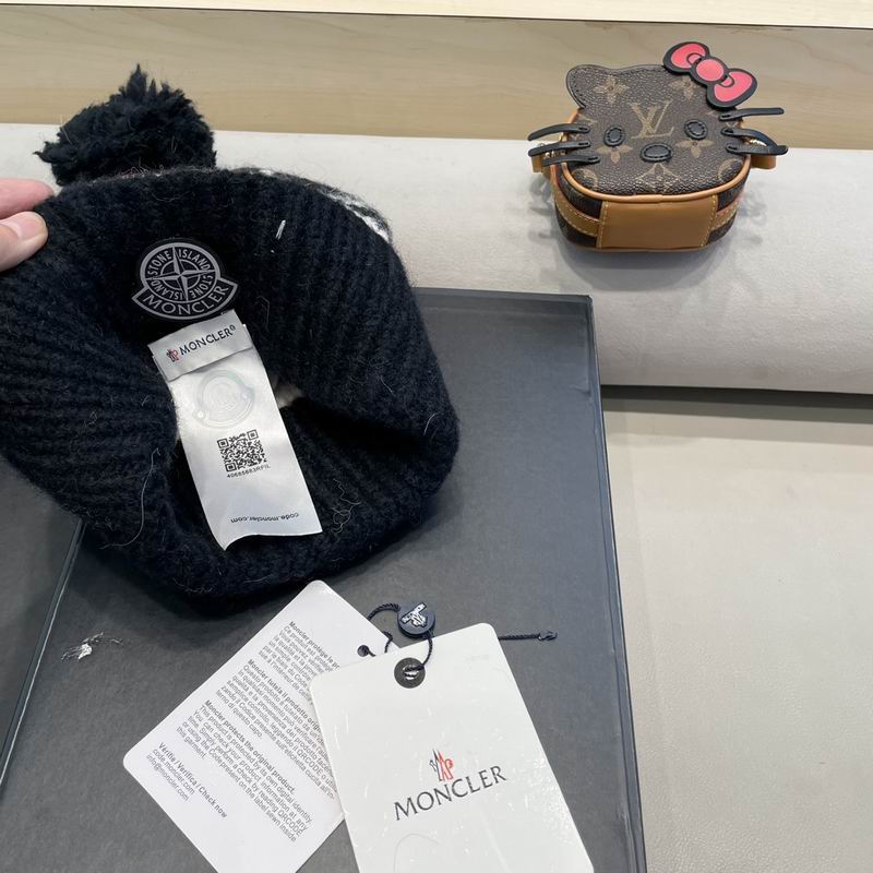 Moncler Hat (1514)