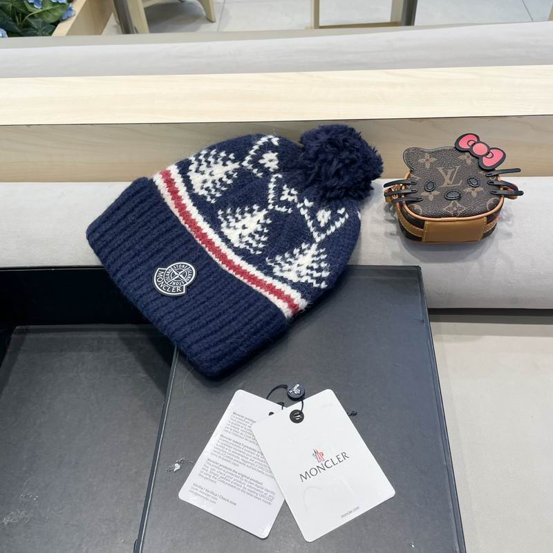 Moncler Hat (1539)