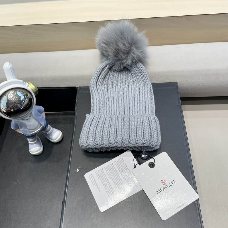 Moncler Hat (1561)