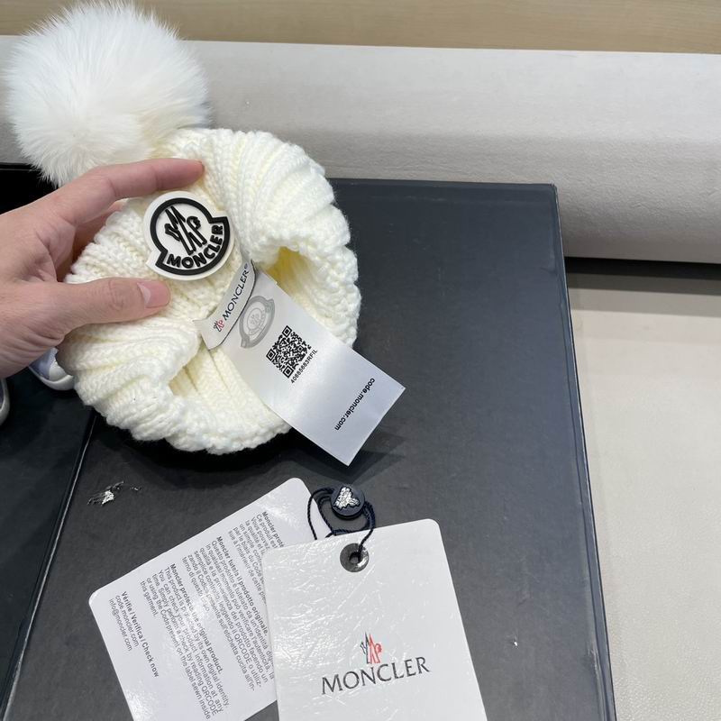 Moncler Hat (1586)