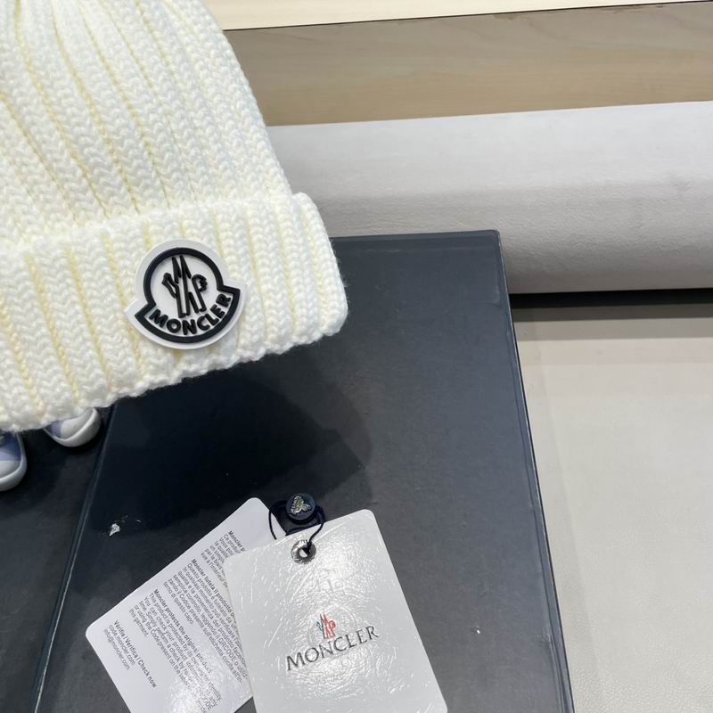 Moncler Hat (1591)