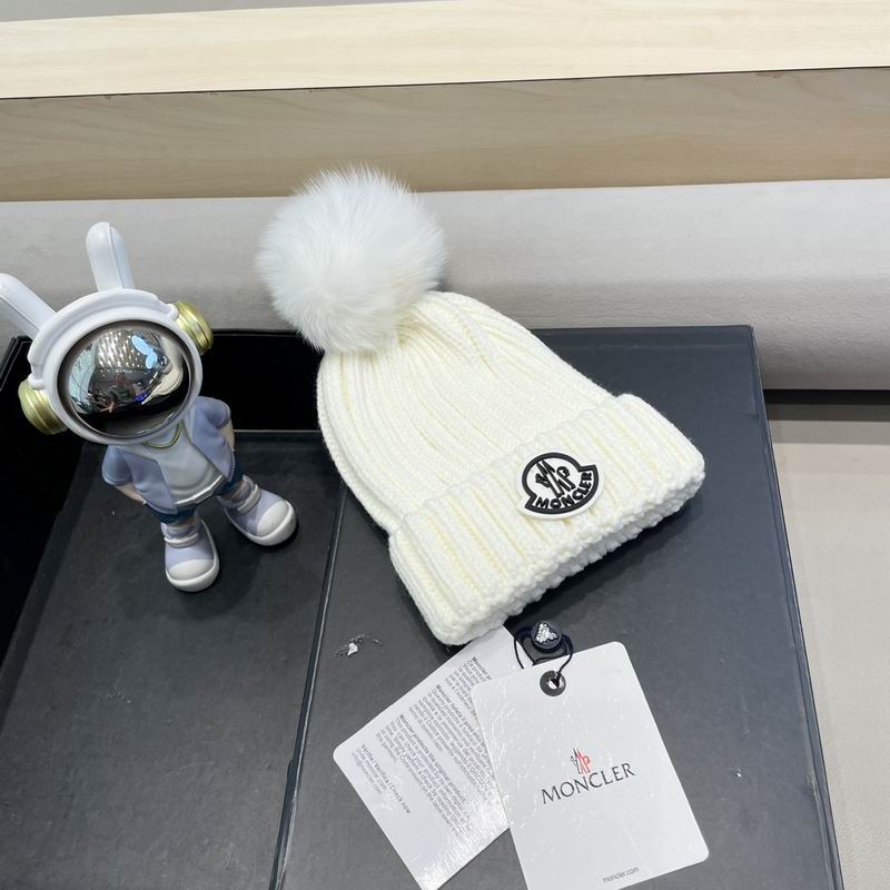 Moncler Hat (1592)