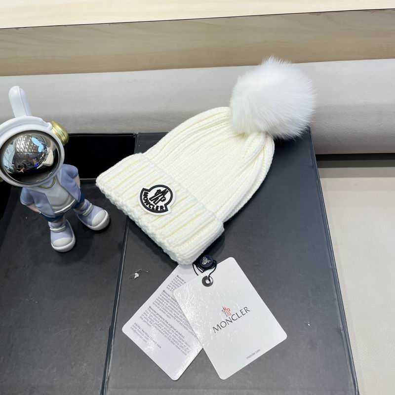 Moncler Hat (1593)