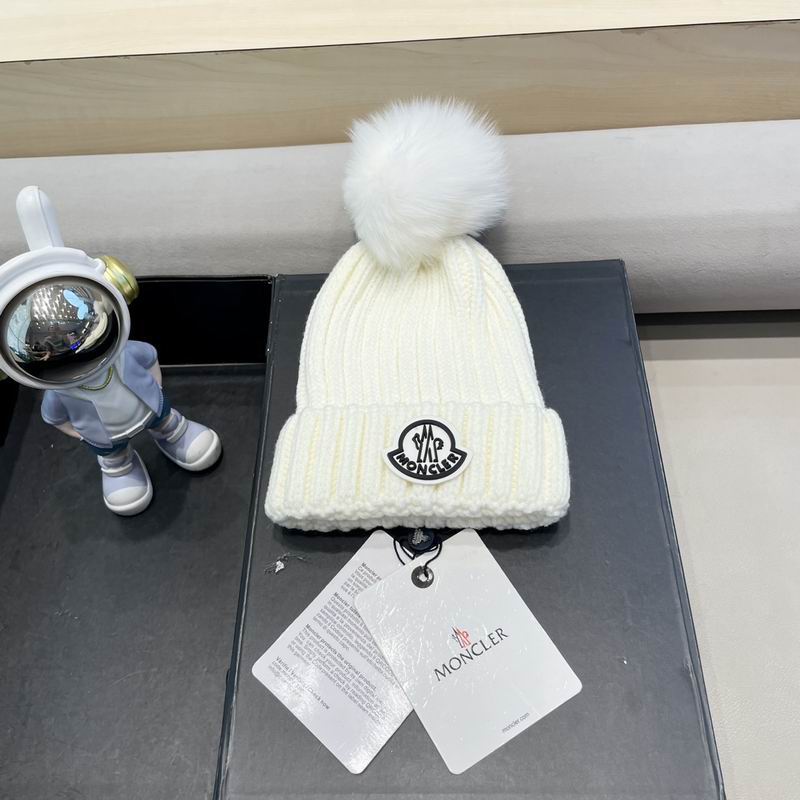 Moncler Hat (1594)