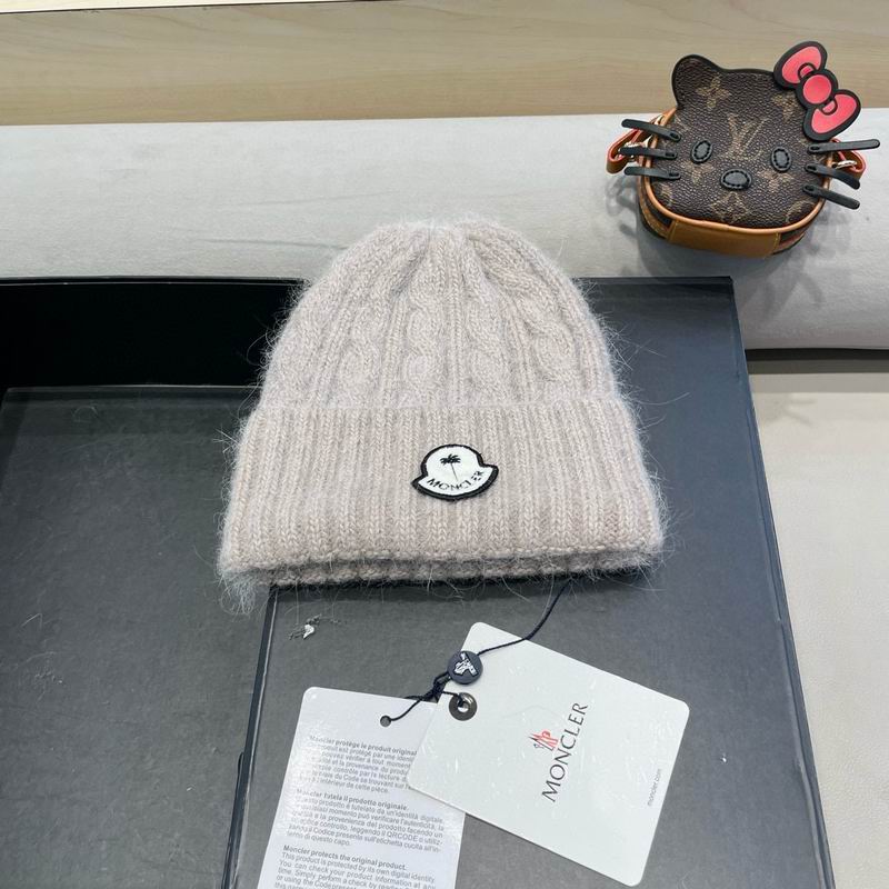 Moncler Hat (1631)