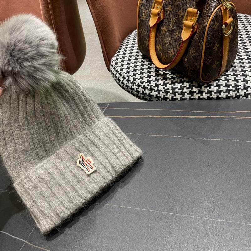 Moncler Hat (1706)