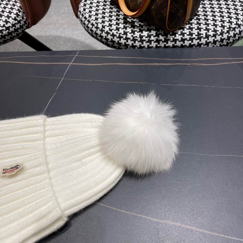 Moncler Hat (1715)