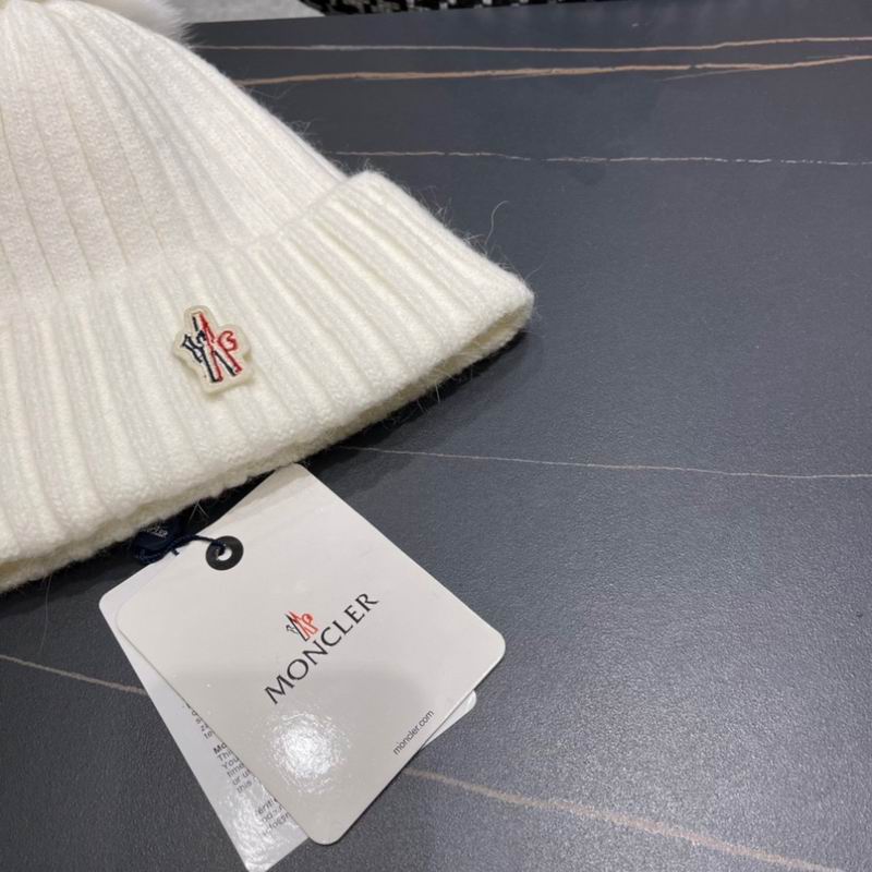 Moncler Hat (1718)