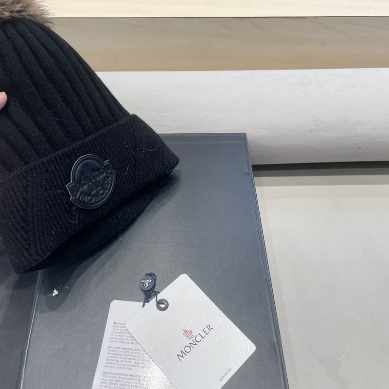 Moncler Hat (172)