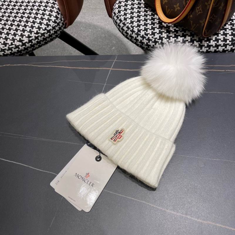 Moncler Hat (1720)
