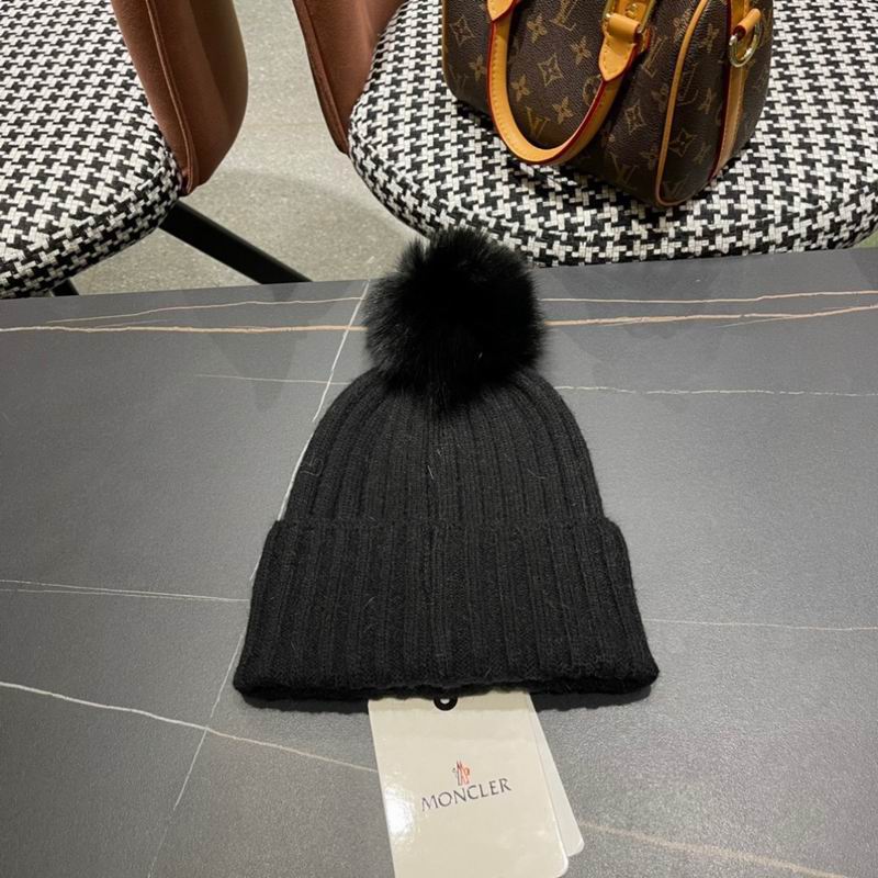 Moncler Hat (1726)
