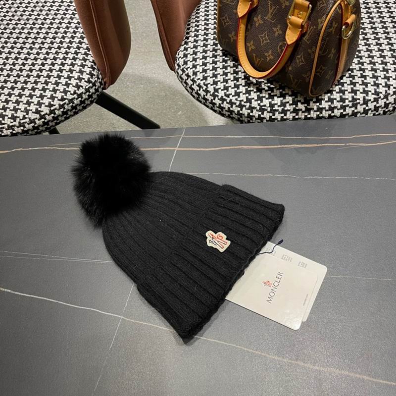 Moncler Hat (1728)