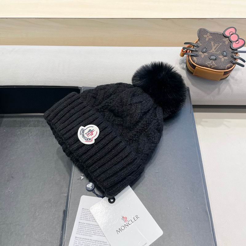 Moncler Hat (200)