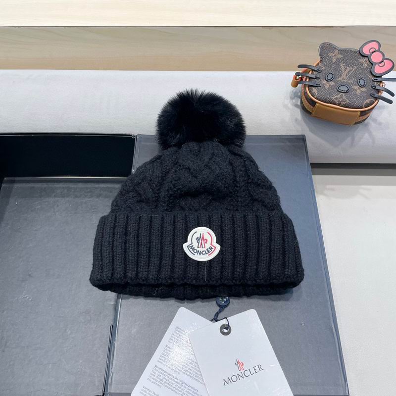 Moncler Hat (201)