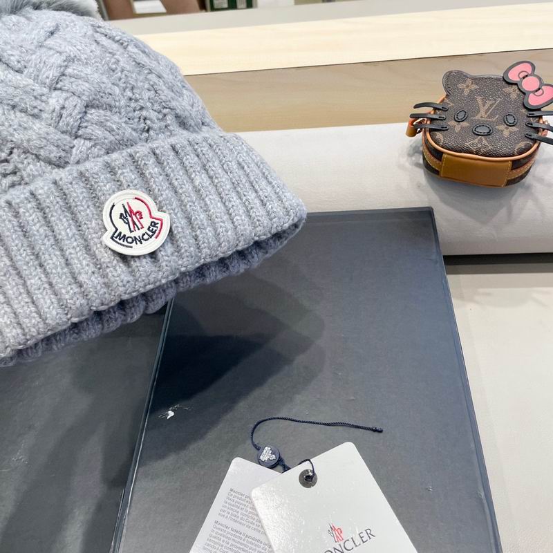Moncler Hat (207)