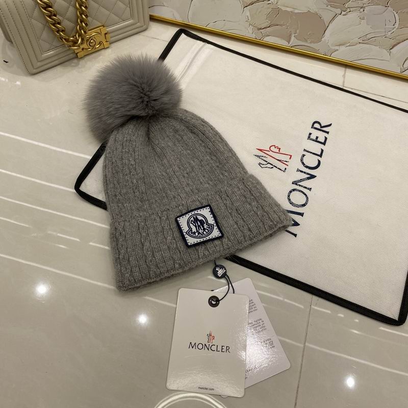 Moncler Hat (212)