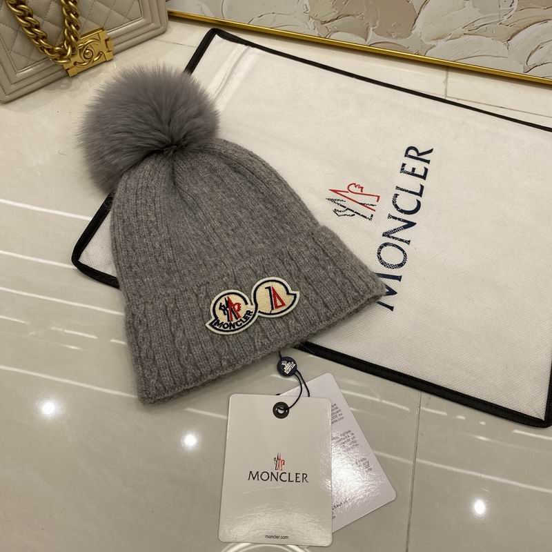 Moncler Hat (217)
