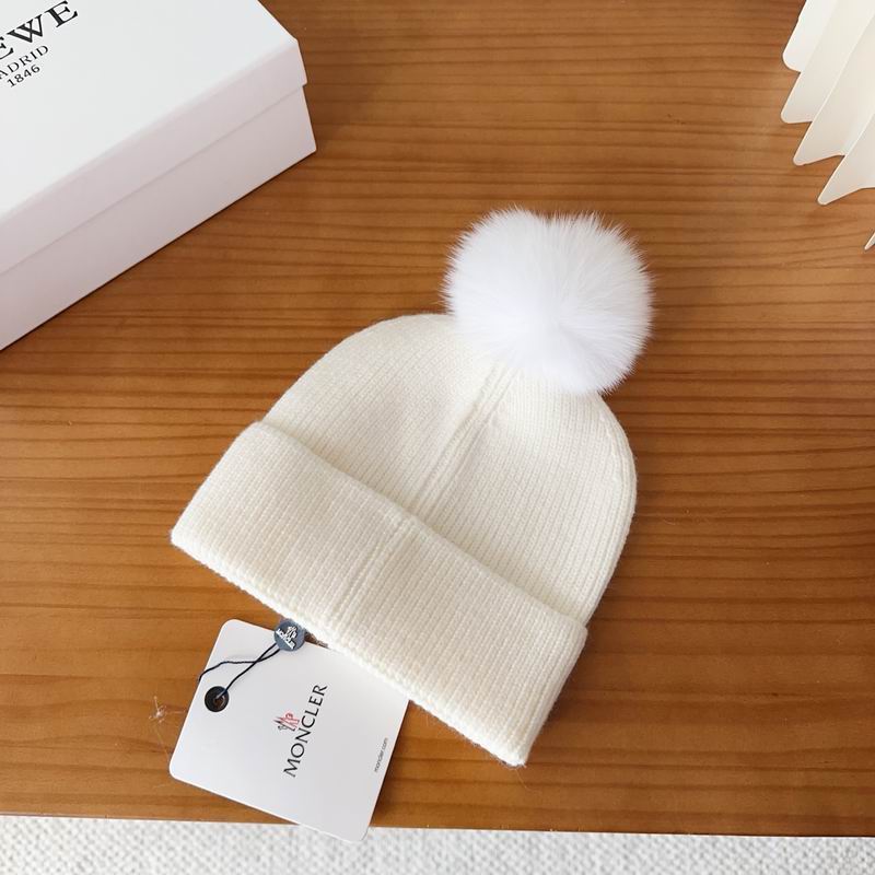 Moncler Hat (2365)