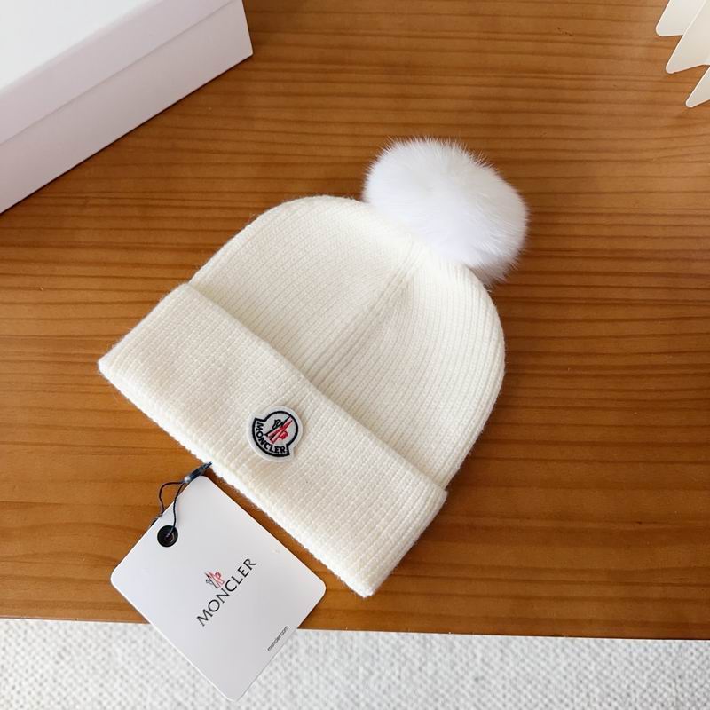 Moncler Hat (2370)