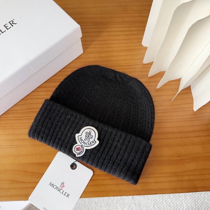 Moncler Hat (251)