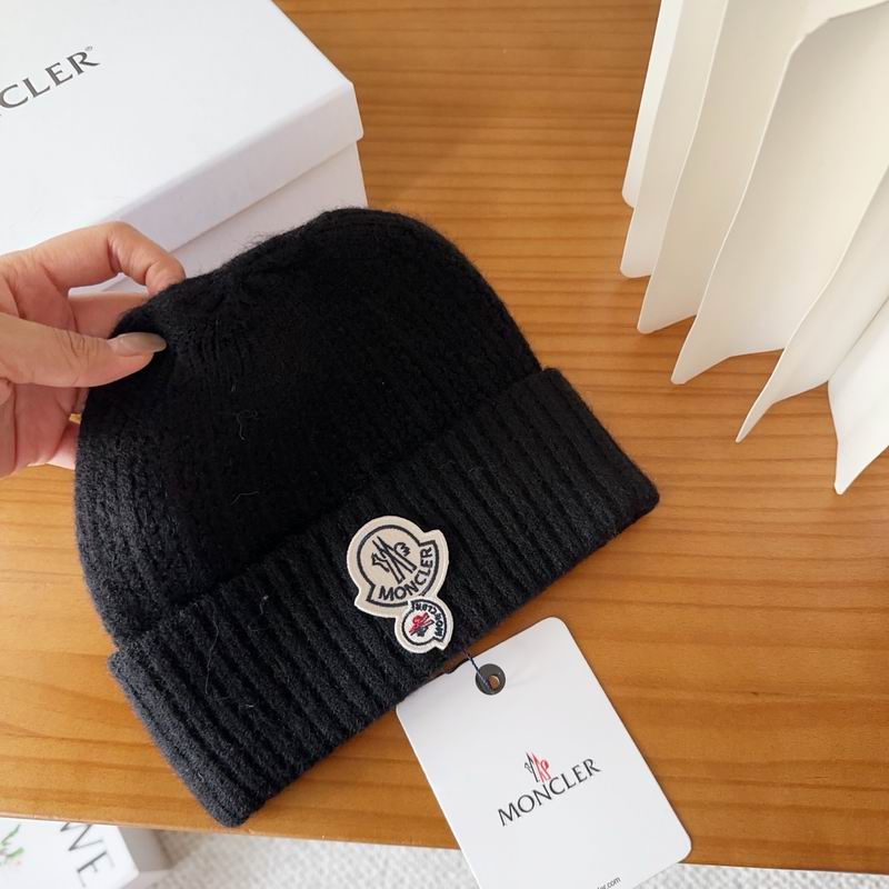 Moncler Hat (252)